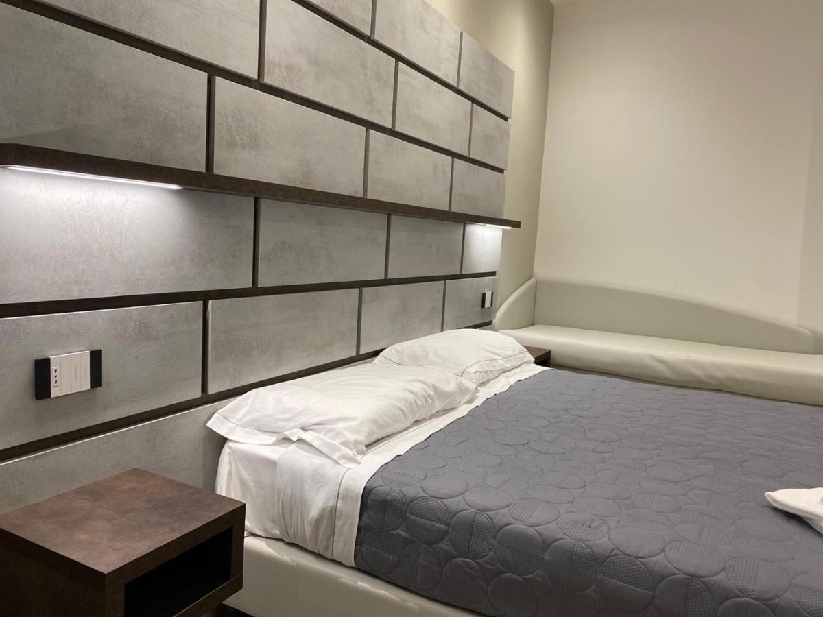 B&B Bertani Modena Eksteriør bilde
